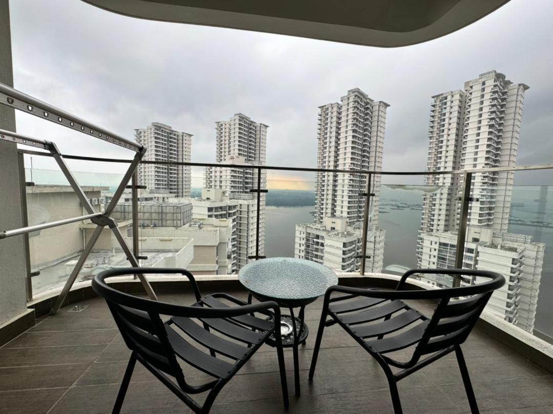 Johor Bahru, Danga Bay, Seaview Condo, Beletime *